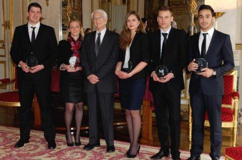 L'équipe de l'université de Besançon, lauréate du Prix Georges Vedel 2013 pour les demandeurs